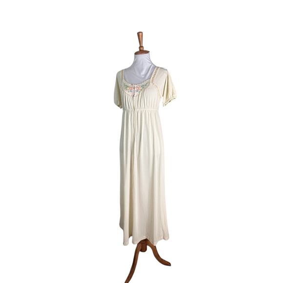 Vintage Gossard Artemis Nightgown Cream Embroidered Satin Nylon Gown S - Picture 3 of 7